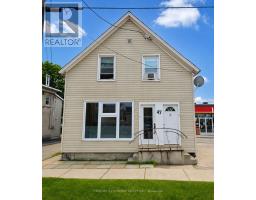 47 MAIN STREET E, Smiths Falls, Ontario