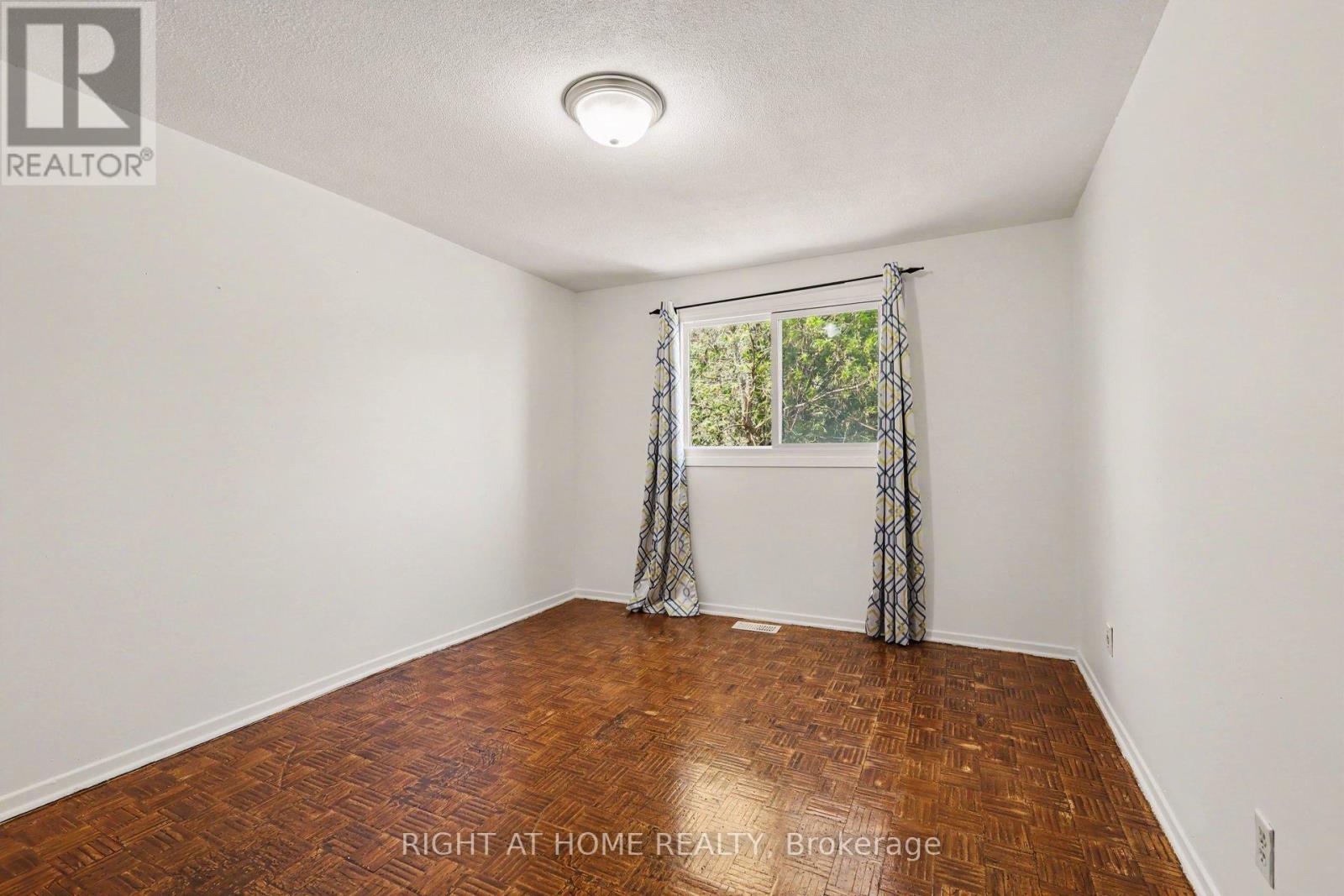 207 - 980 Gulf Place, Ottawa, Ontario  K1K 3Y1 - Photo 17 - X13483516