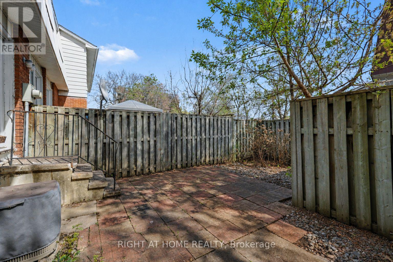 207 - 980 Gulf Place, Ottawa, Ontario  K1K 3Y1 - Photo 30 - X13483516