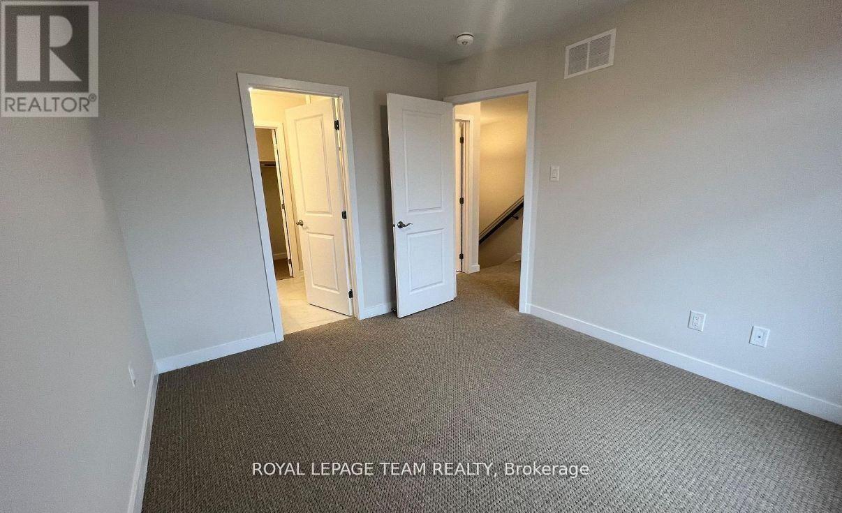 204 Tussock Private, Ottawa, Ontario  K1X 0M8 - Photo 20 - X13483540