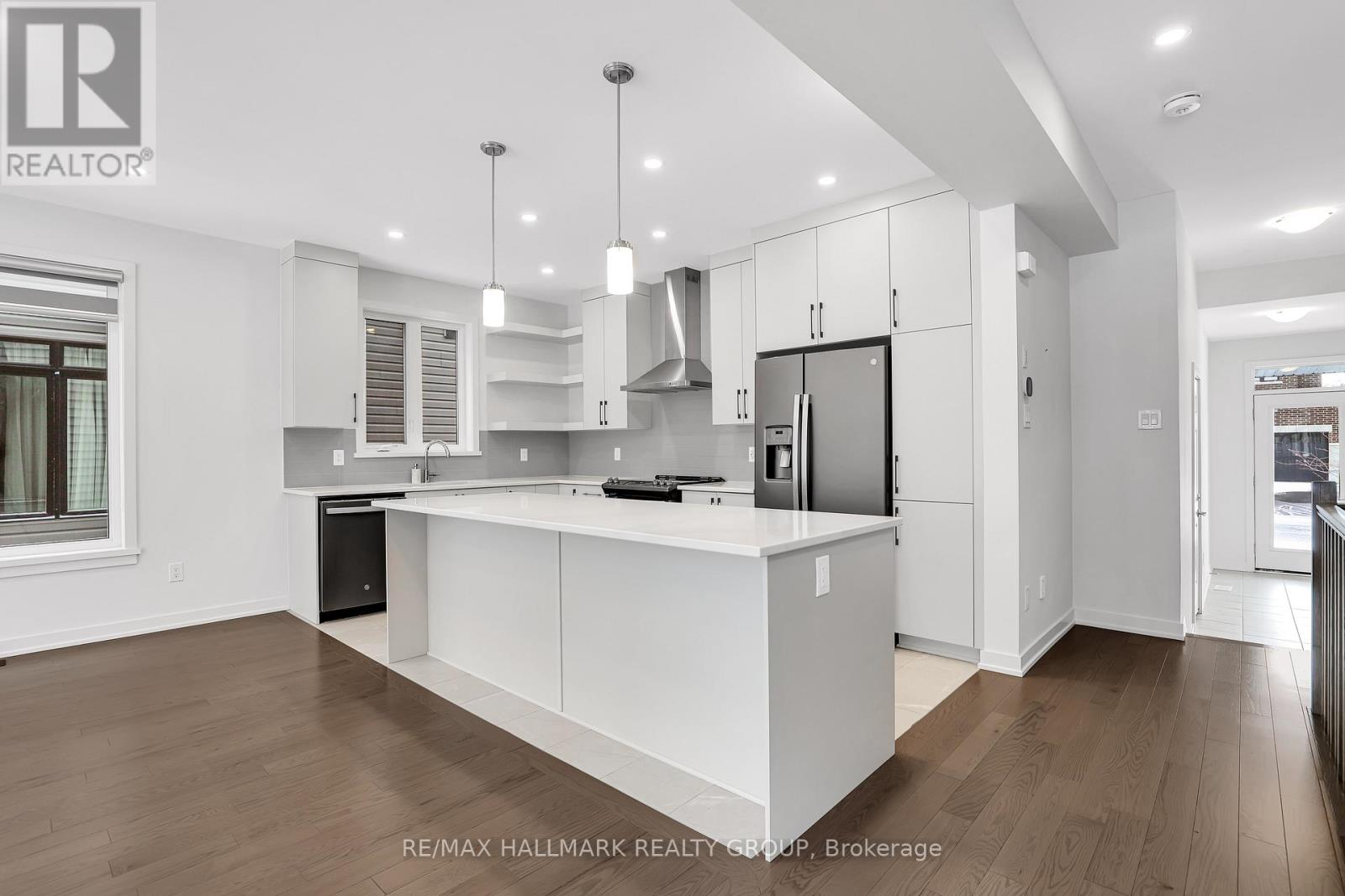 441 Turmeric Court, Ottawa, Ontario  K2S 2X8 - Photo 9 - X13483606