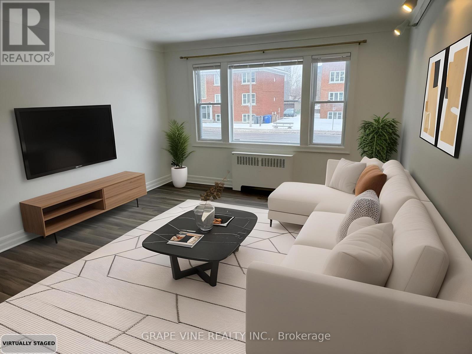 824 Kirkwood Avenue, Ottawa, Ontario  K1Z 5Y2 - Photo 2 - X13483634