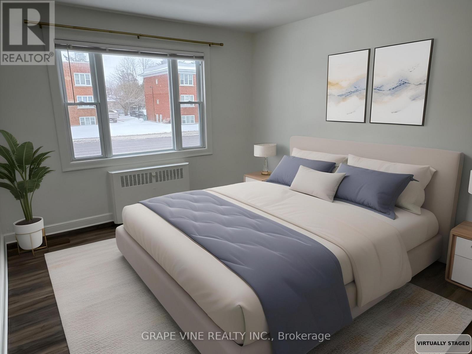 824 Kirkwood Avenue, Ottawa, Ontario  K1Z 5Y2 - Photo 4 - X13483634