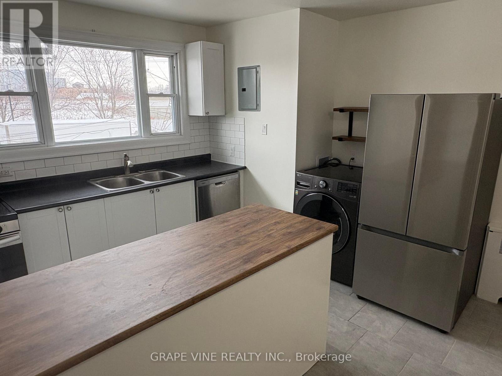 824 Kirkwood Avenue, Ottawa, Ontario  K1Z 5Y2 - Photo 8 - X13483634