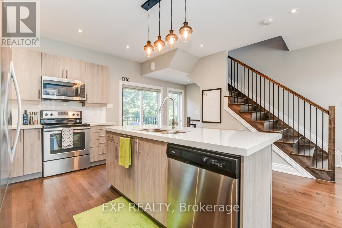 703 Reverie Private, Ottawa, Ontario  K2S 1E3 - Photo 15 - X13483754