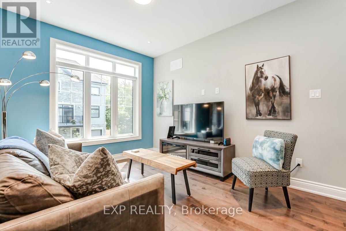 703 Reverie Private, Ottawa, Ontario  K2S 1E3 - Photo 5 - X13483754
