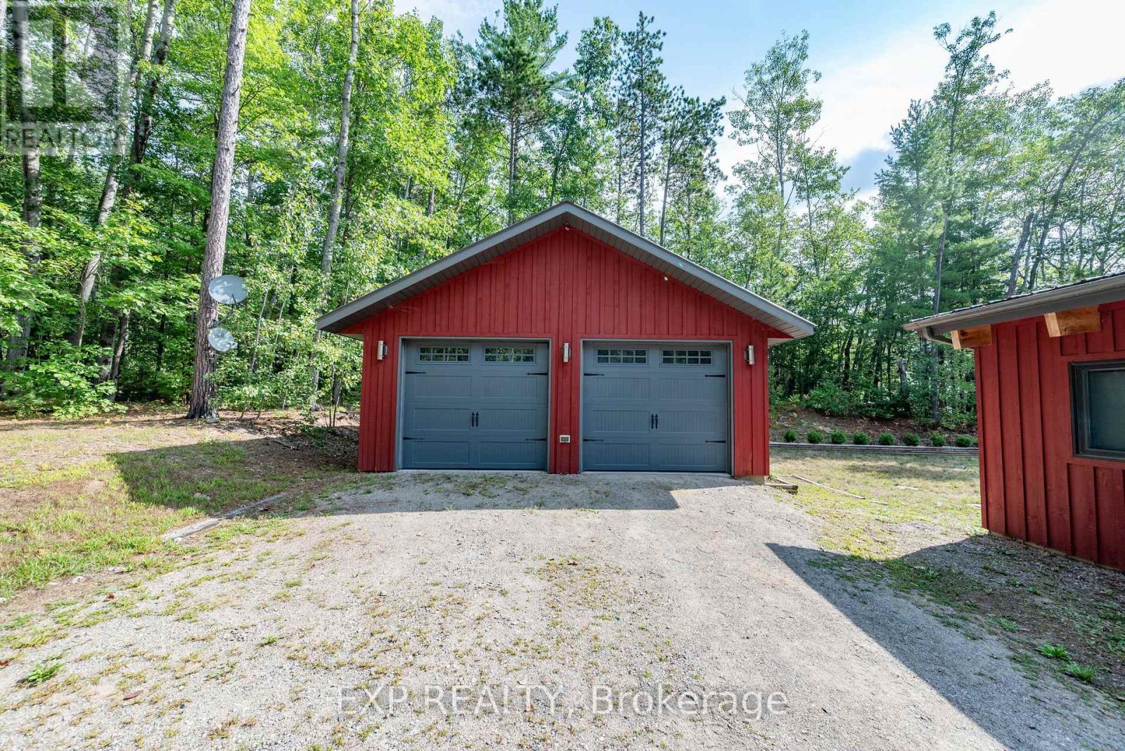 332 Lachlan Lane, Whitewater Region, Ontario  K0J 2L0 - Photo 3 - X13483828