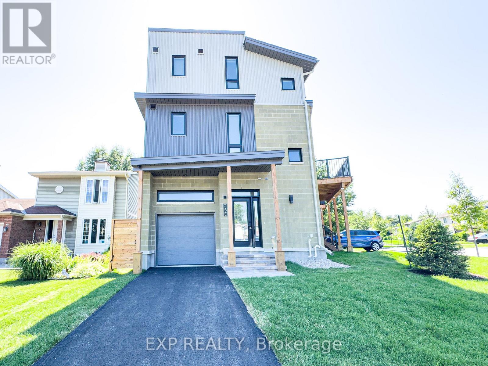 E - 25 Fair Oaks Crescent, Ottawa, Ontario  K2G 4W6 - Photo 1 - X13483836