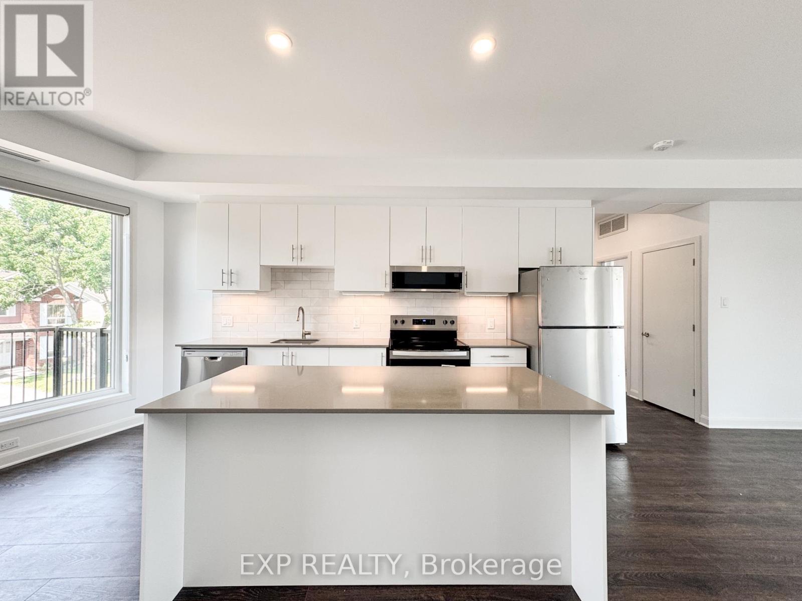 E - 25 Fair Oaks Crescent, Ottawa, Ontario  K2G 4W6 - Photo 6 - X13483836