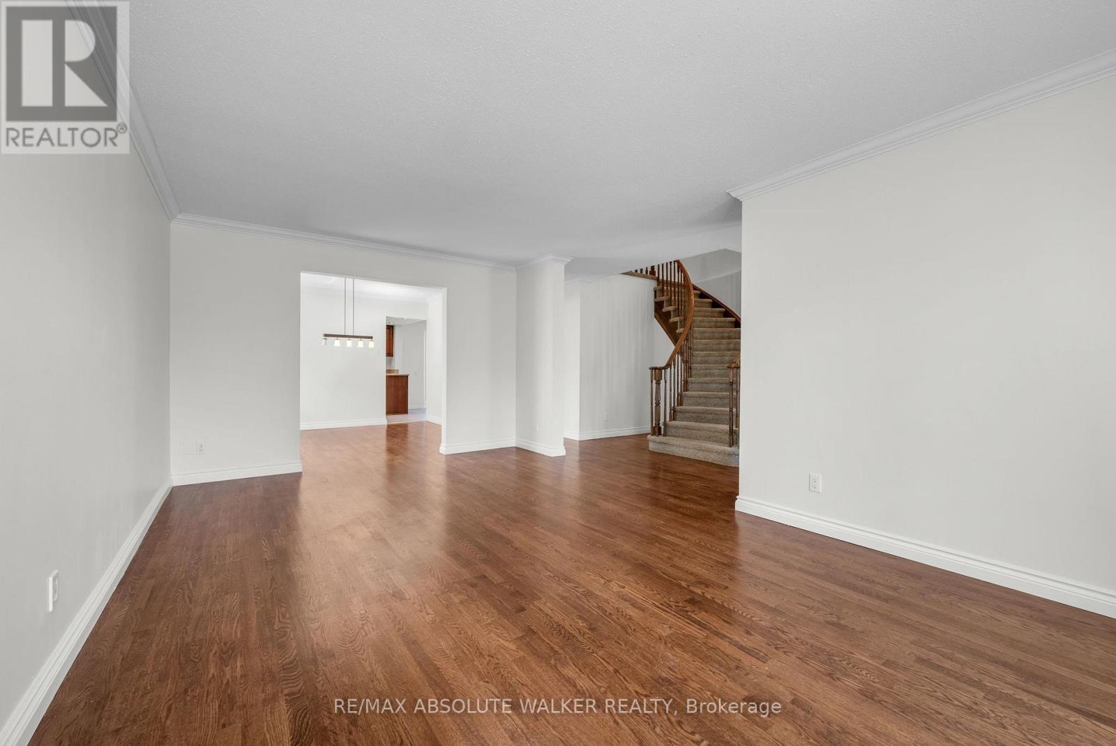 1410 Clay Court, Ottawa, Ontario  K1C 4T2 - Photo 10 - X13483904