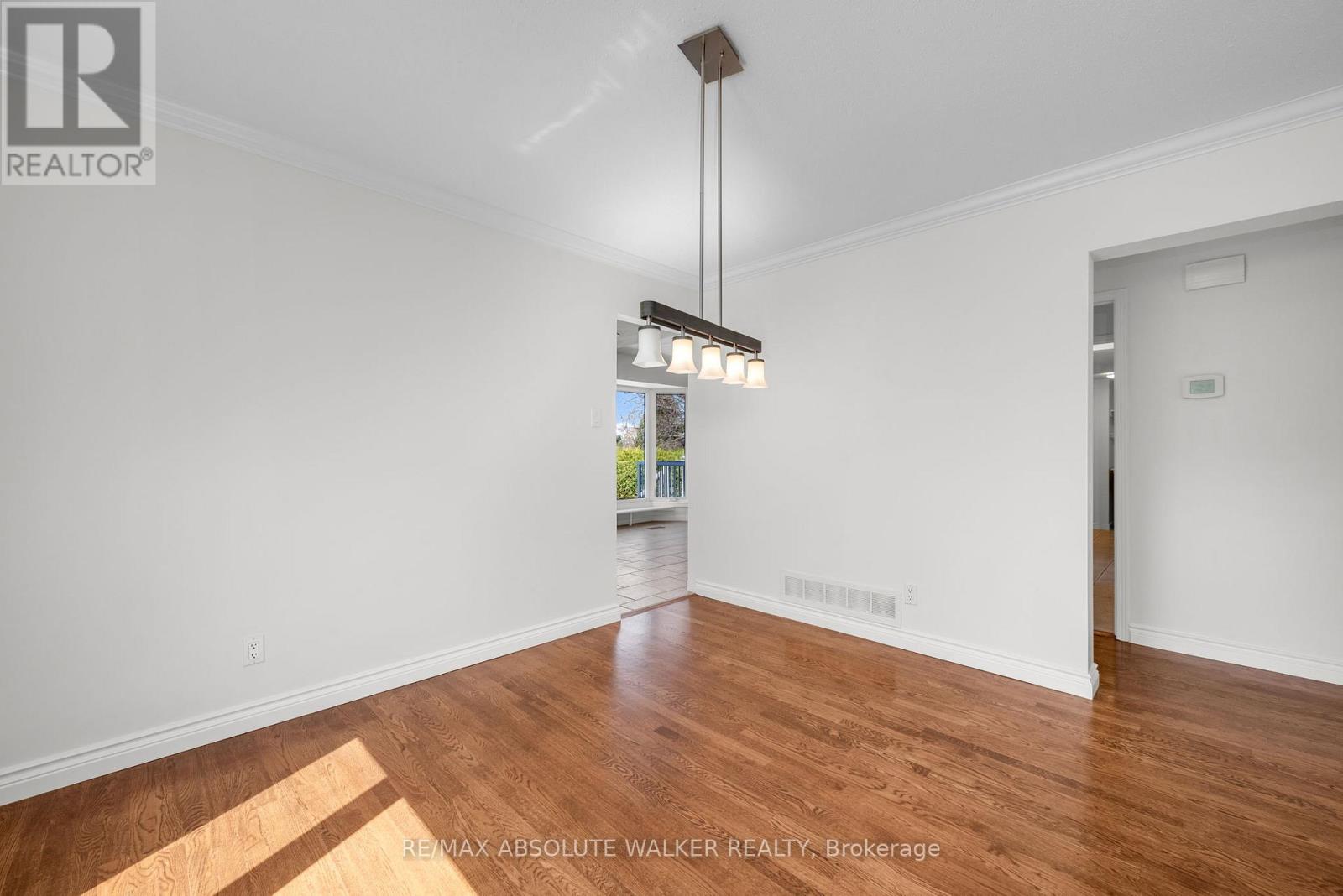 1410 Clay Court, Ottawa, Ontario  K1C 4T2 - Photo 12 - X13483904