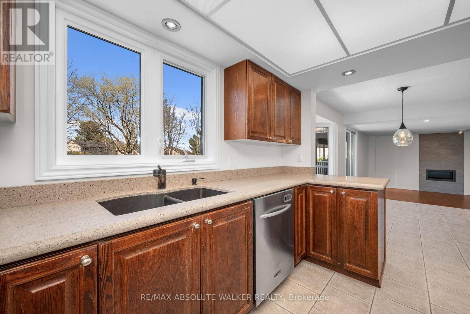 1410 Clay Court, Ottawa, Ontario  K1C 4T2 - Photo 15 - X13483904