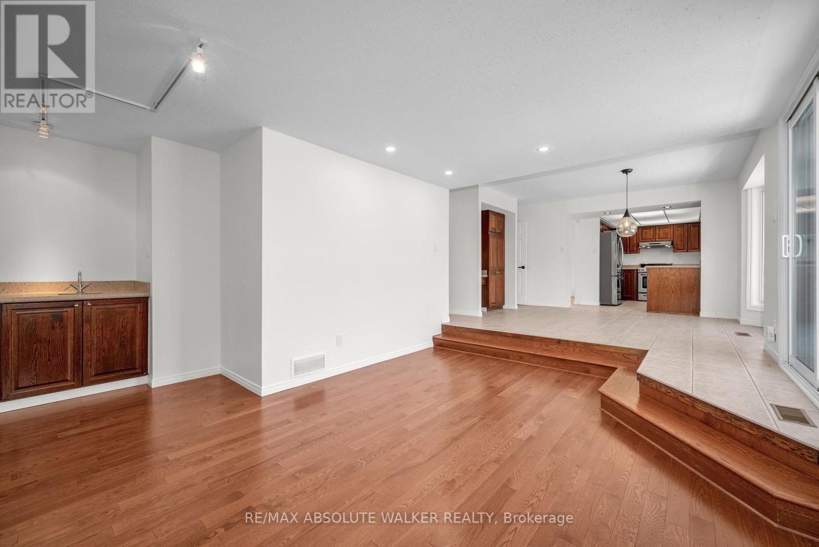1410 Clay Court, Ottawa, Ontario  K1C 4T2 - Photo 23 - X13483904