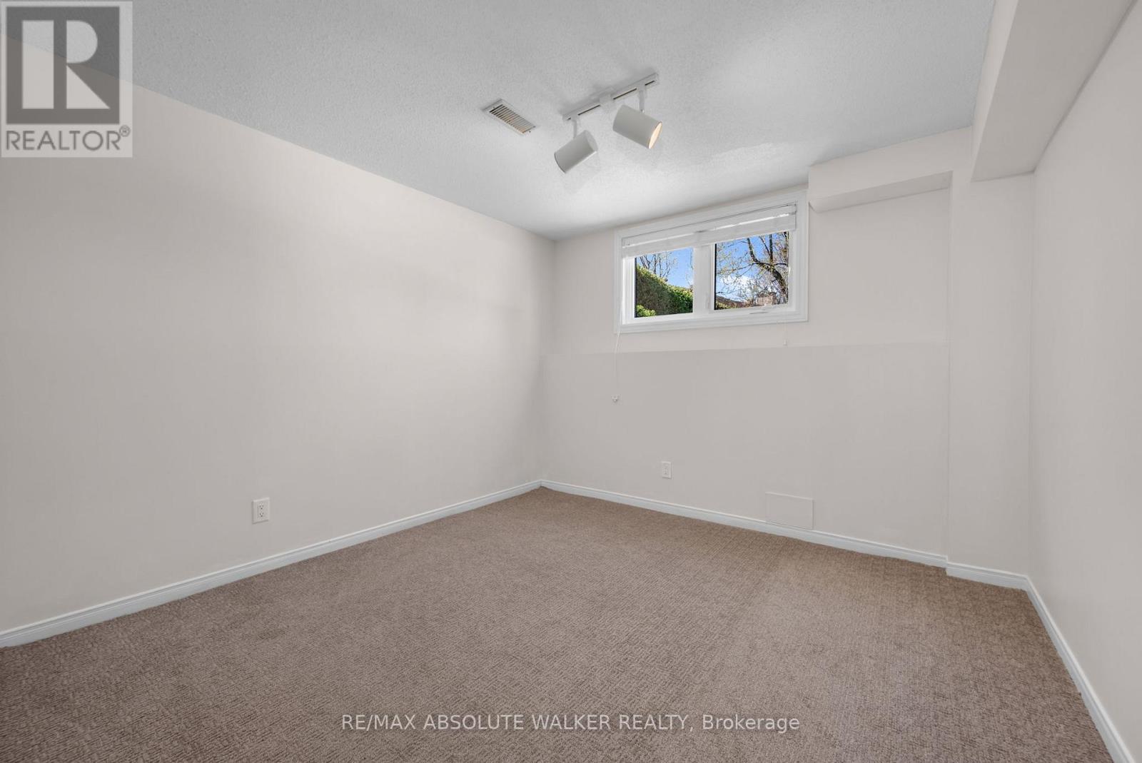 1410 Clay Court, Ottawa, Ontario  K1C 4T2 - Photo 40 - X13483904