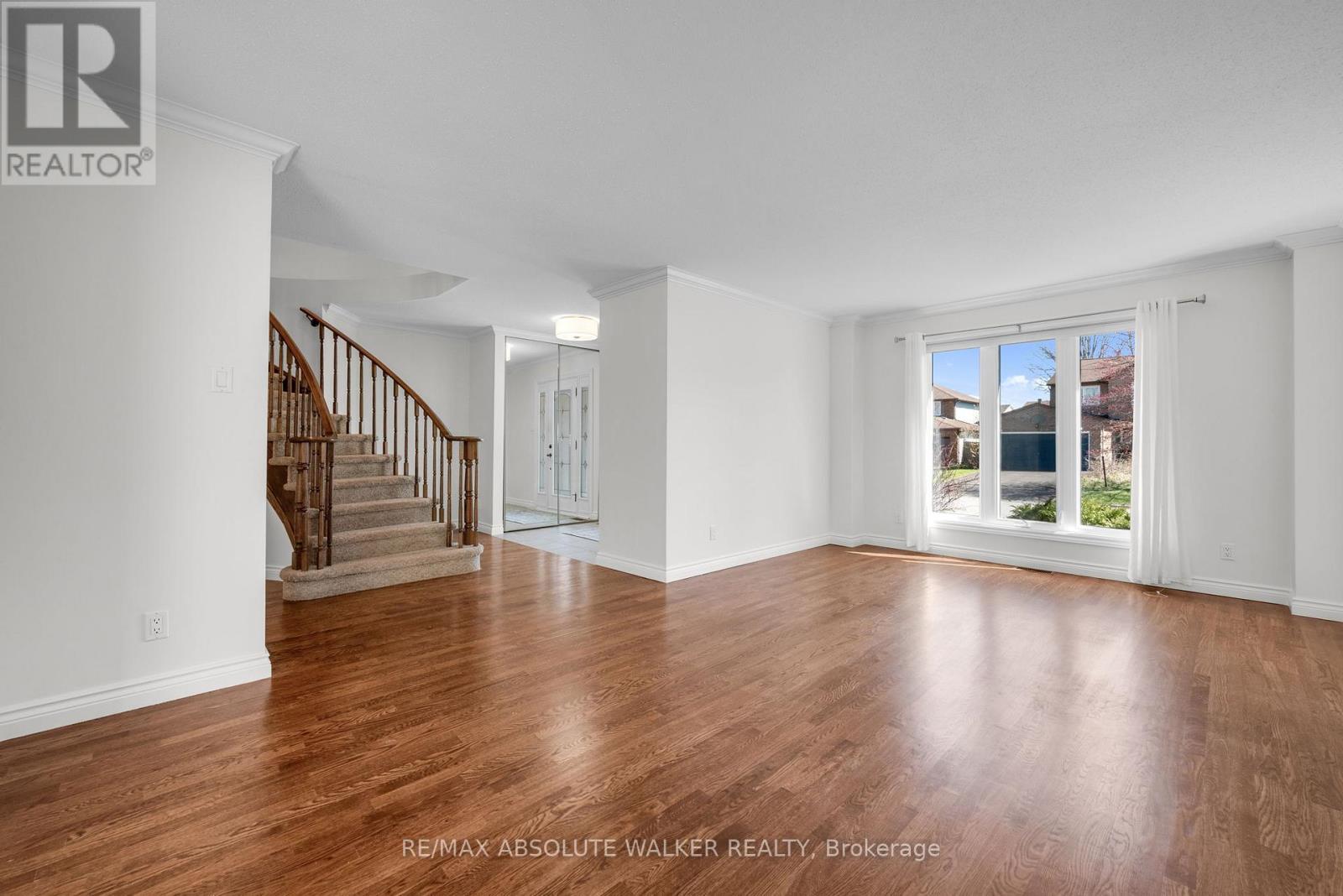 1410 Clay Court, Ottawa, Ontario  K1C 4T2 - Photo 8 - X13483904