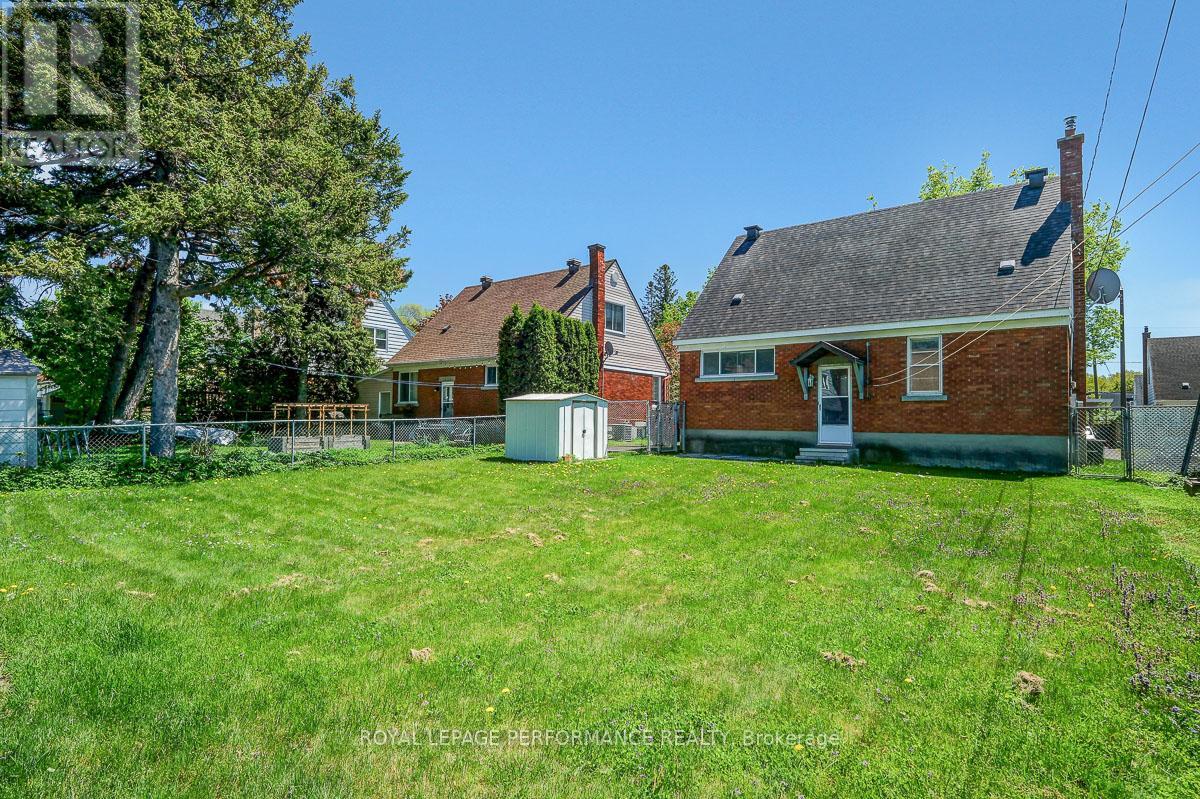 535 Dunbrack Street, Ottawa, Ontario  K1K 1J4 - Photo 35 - X13483966