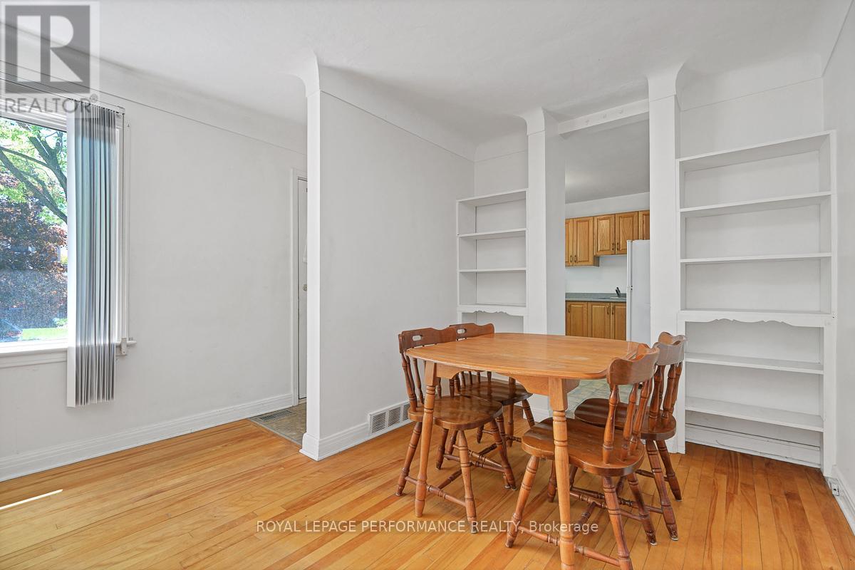 535 Dunbrack Street, Ottawa, Ontario  K1K 1J4 - Photo 9 - X13483966
