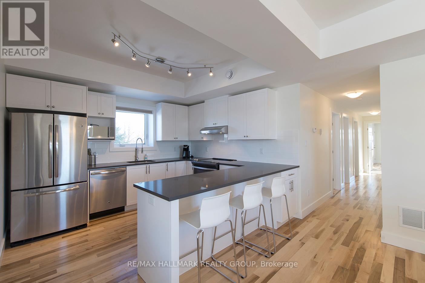 550 Guy Street, Ottawa, Ontario  K1K 1B9 - Photo 3 - X13484064
