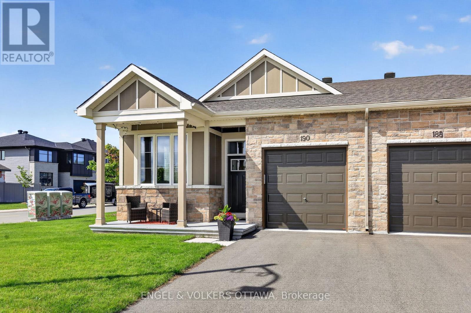 190 Rathwell Street, Carleton Place, Ontario  K7C 0H9 - Photo 3 - X13484110