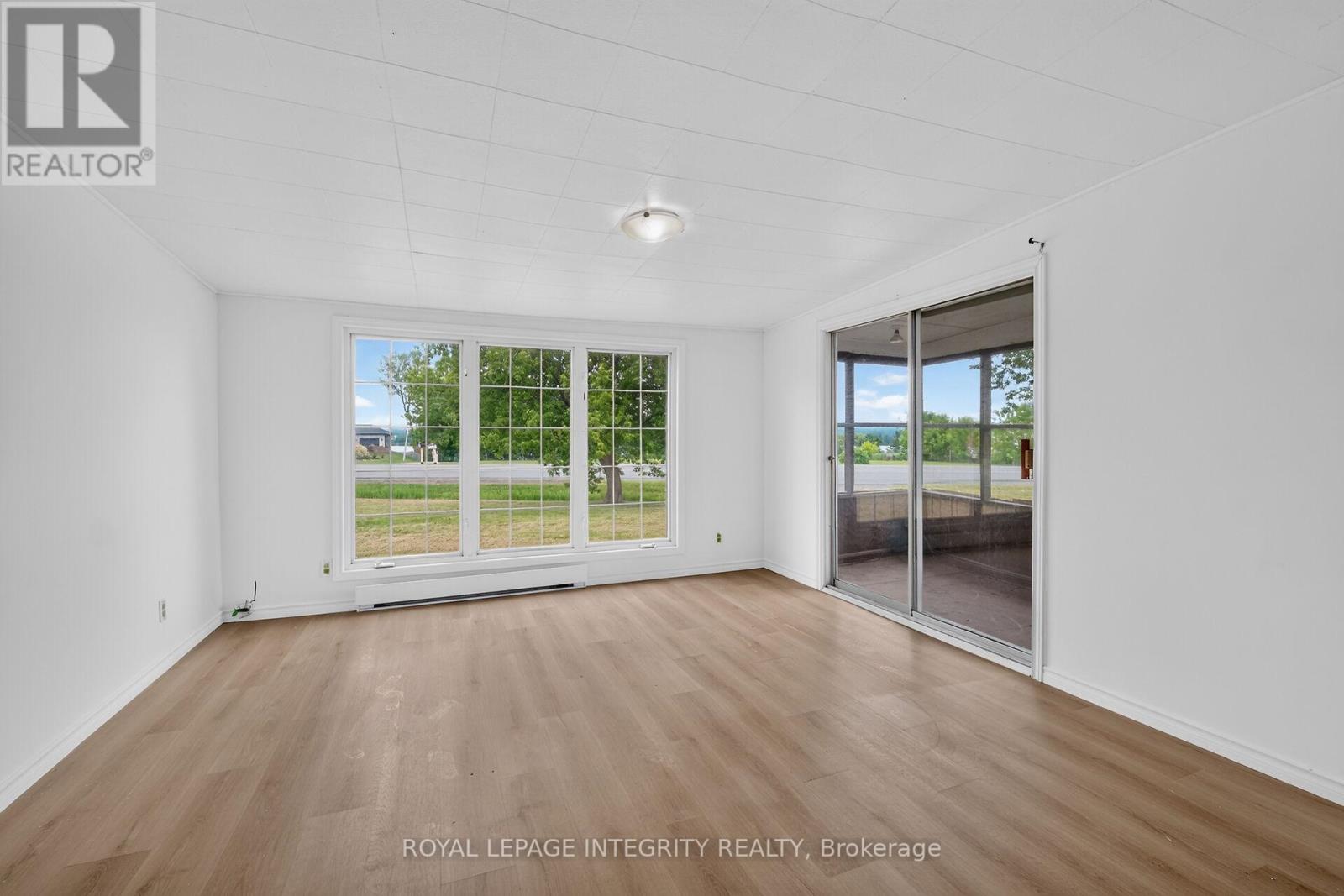 3156 Old Highway 17 Road, Clarence-Rockland, Ontario  K4K 1W3 - Photo 12 - X13484146