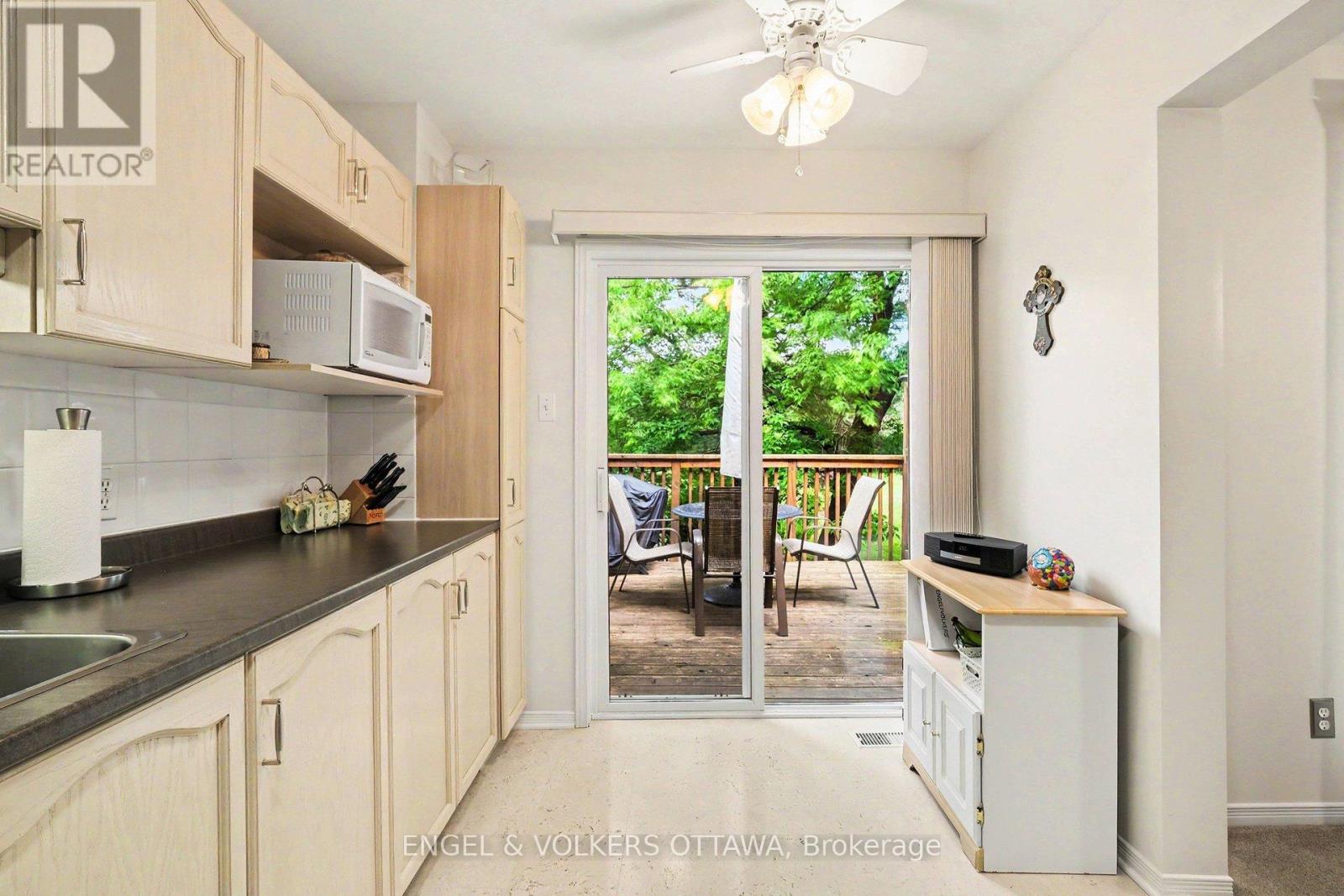 19 Riverbank Court, Ottawa, Ontario  K2S 1V7 - Photo 15 - X13484192