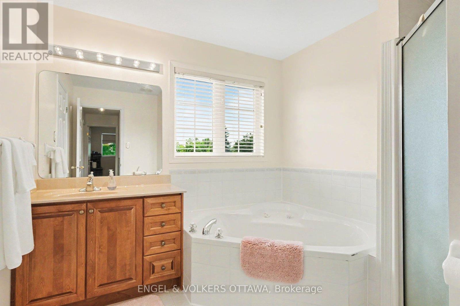 19 Riverbank Court, Ottawa, Ontario  K2S 1V7 - Photo 31 - X13484192