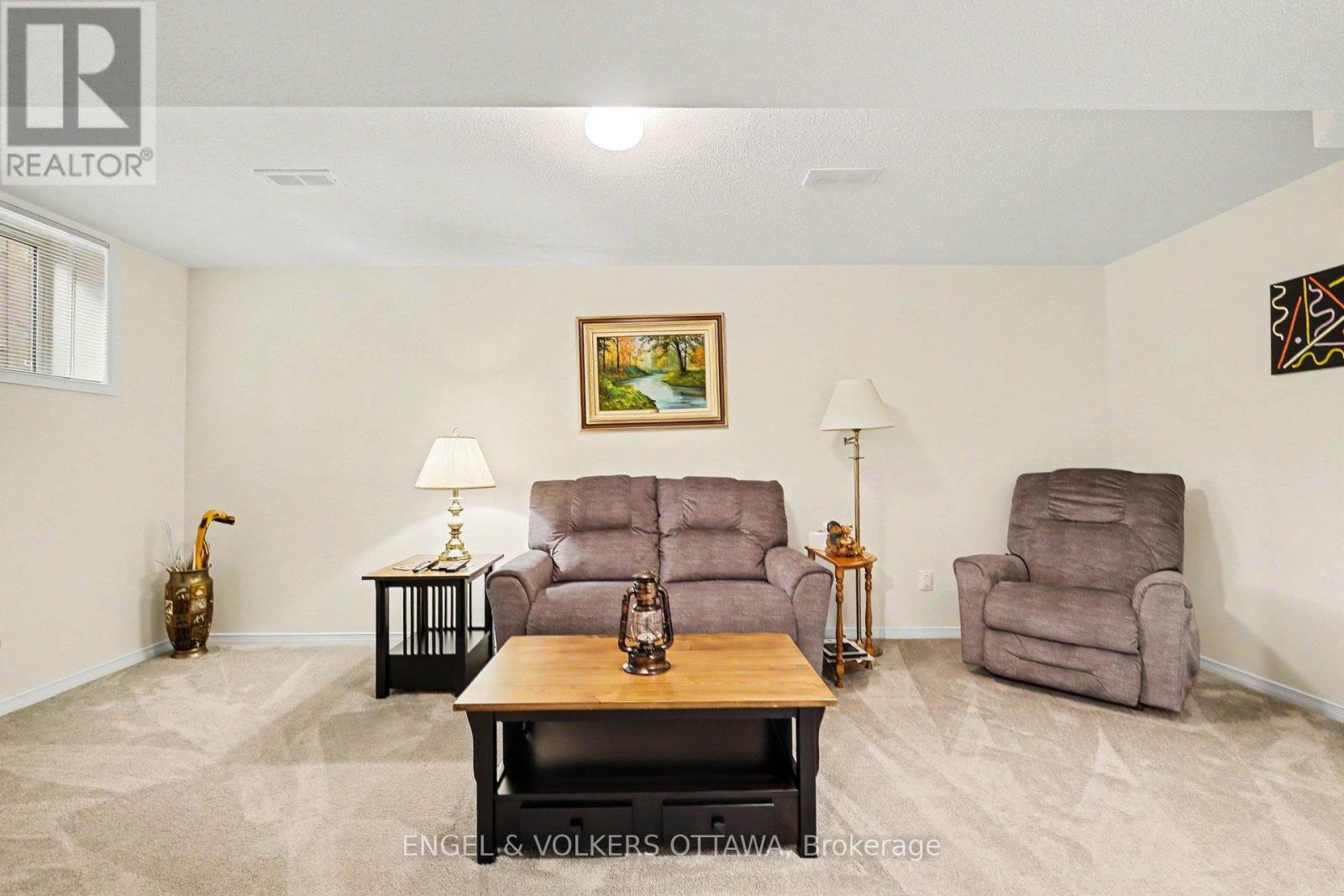 19 Riverbank Court, Ottawa, Ontario  K2S 1V7 - Photo 37 - X13484192