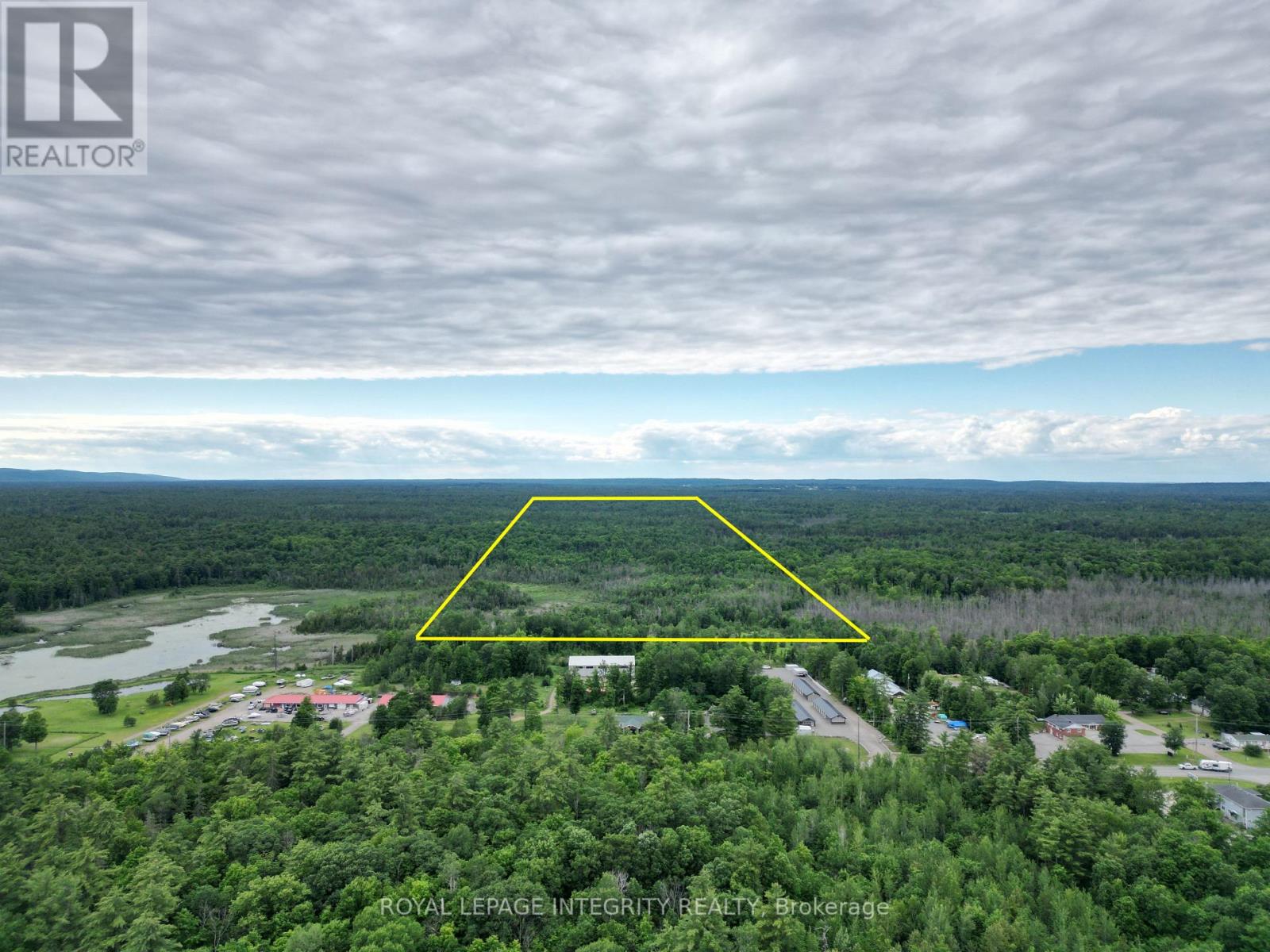 9999 Francis Street, Greater Madawaska, Ontario  A0A 0A0 - Photo 1 - X13484206