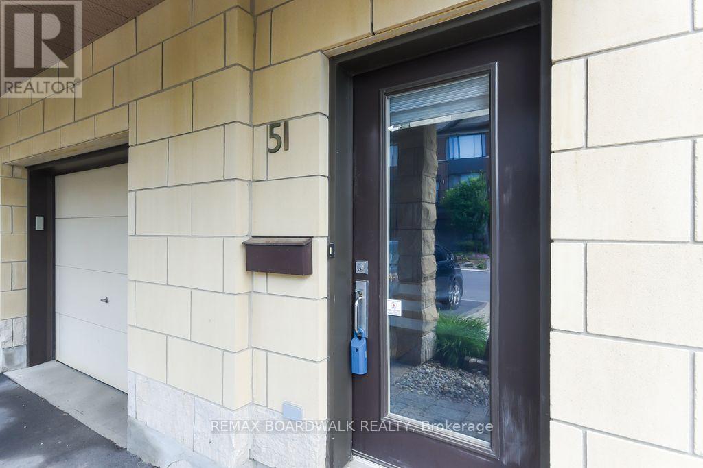 51 Drouin Avenue, Ottawa, Ontario  K1K 2A6 - Photo 2 - X13484628