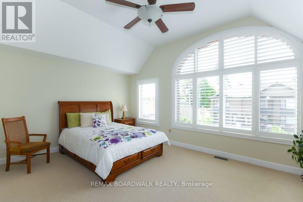 51 Drouin Avenue, Ottawa, Ontario  K1K 2A6 - Photo 28 - X13484628