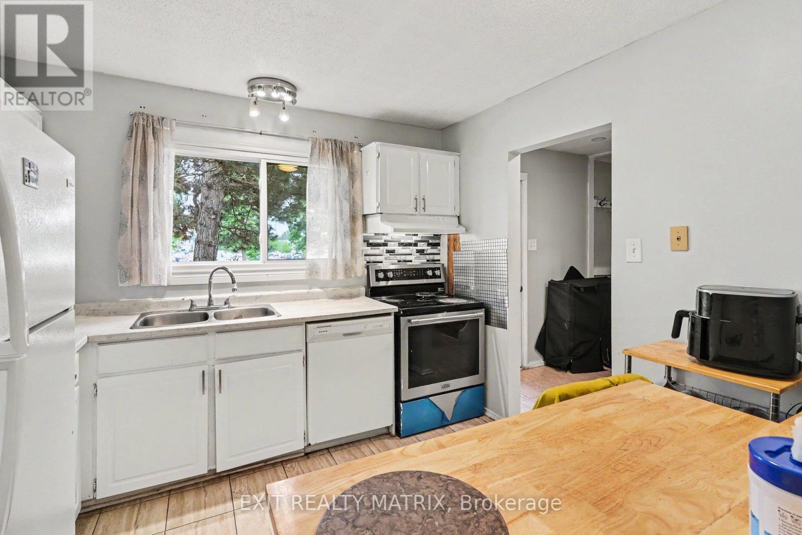 3 - 1661 Heron Road, Ottawa, Ontario  K1V 6A3 - Photo 11 - X13484676