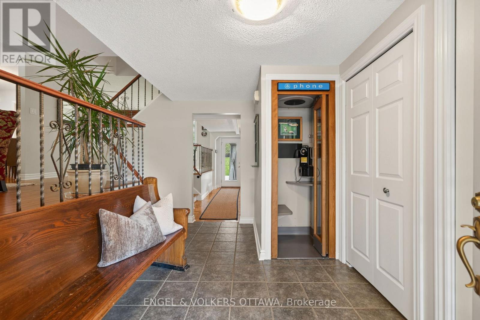 19 Woodhill Crescent, Ottawa, Ontario  K1B 3B7 - Photo 10 - X13484764