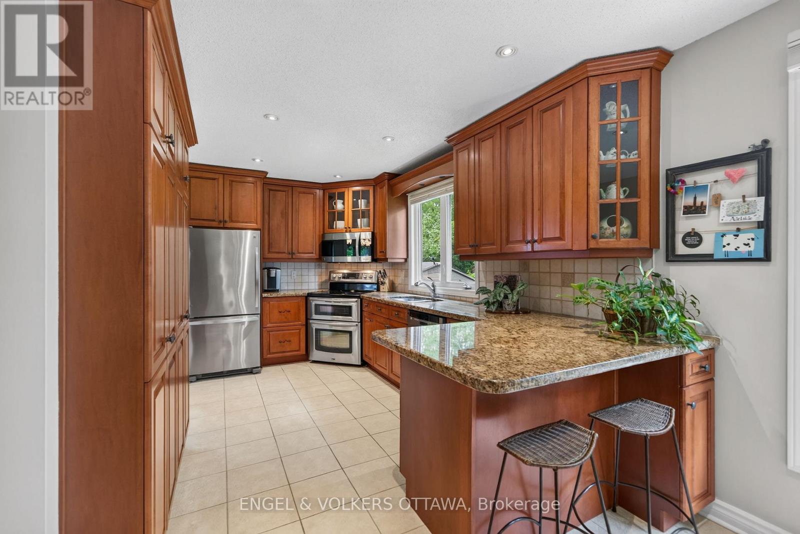 19 Woodhill Crescent, Ottawa, Ontario  K1B 3B7 - Photo 20 - X13484764