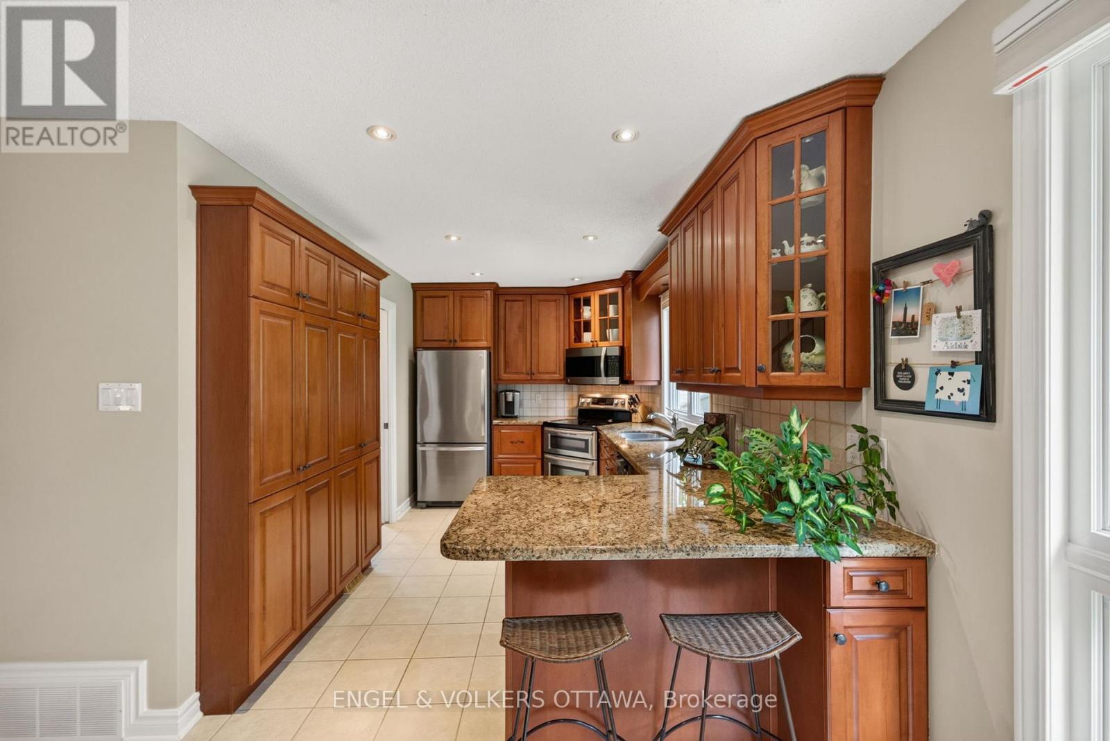 19 Woodhill Crescent, Ottawa, Ontario  K1B 3B7 - Photo 21 - X13484764