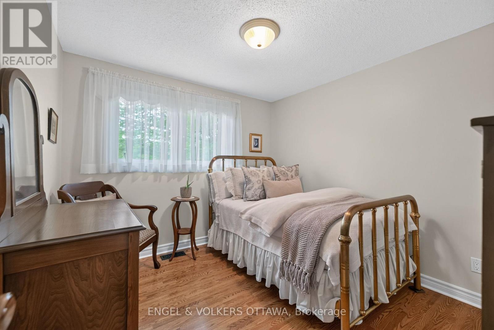 19 Woodhill Crescent, Ottawa, Ontario  K1B 3B7 - Photo 26 - X13484764