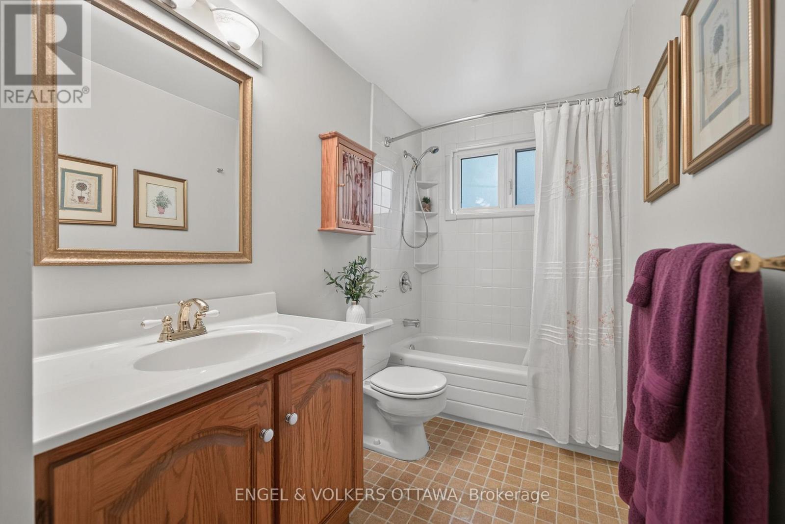19 Woodhill Crescent, Ottawa, Ontario  K1B 3B7 - Photo 27 - X13484764
