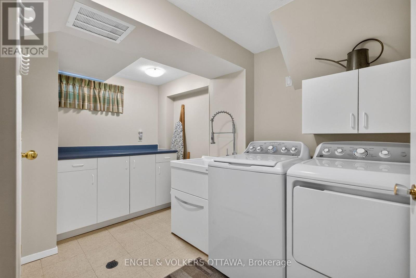 19 Woodhill Crescent, Ottawa, Ontario  K1B 3B7 - Photo 28 - X13484764