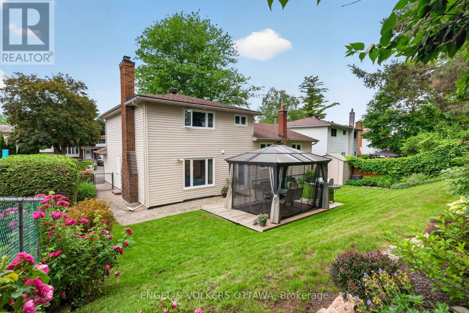 19 Woodhill Crescent, Ottawa, Ontario  K1B 3B7 - Photo 32 - X13484764