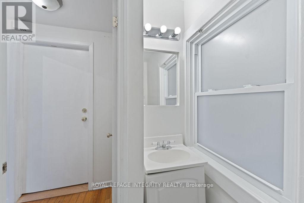 60 Clarey Avenue, Ottawa, Ontario  K1S 2R7 - Photo 12 - X13485034