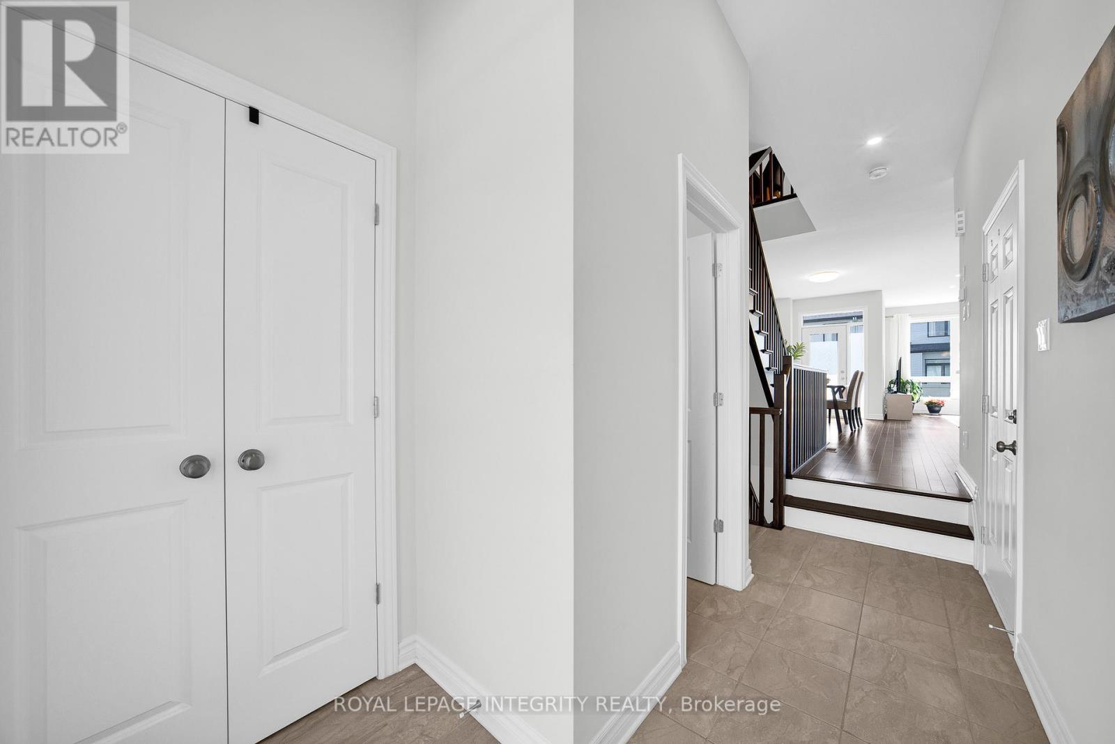 353 Cornice Street, Ottawa, Ontario  K1W 0P8 - Photo 3 - X13485036