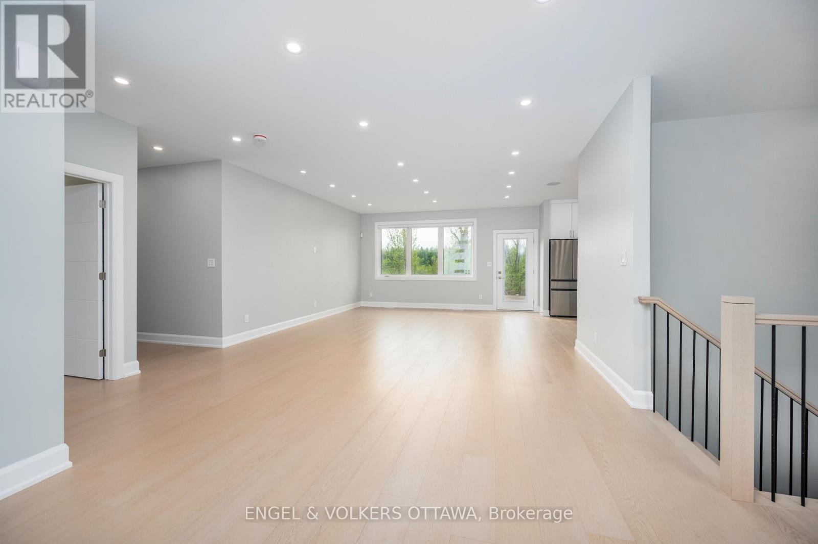 424 Ginger Crescent, Ottawa, Ontario  K0A 2P0 - Photo 5 - X13485066
