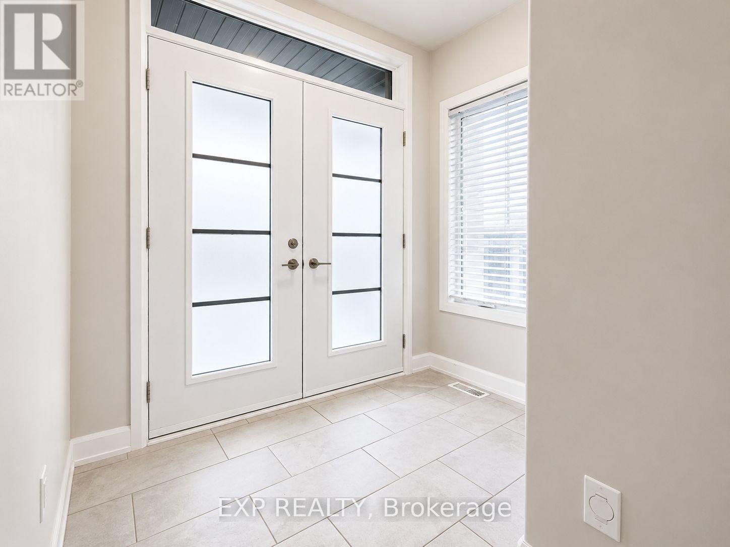 528 Lucent Street, Russell, Ontario  K4R 0G3 - Photo 2 - X13485078