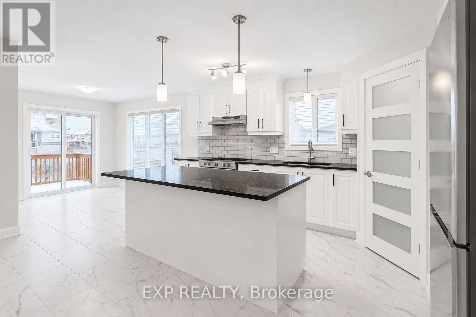 528 Lucent Street, Russell, Ontario  K4R 0G3 - Photo 7 - X13485078