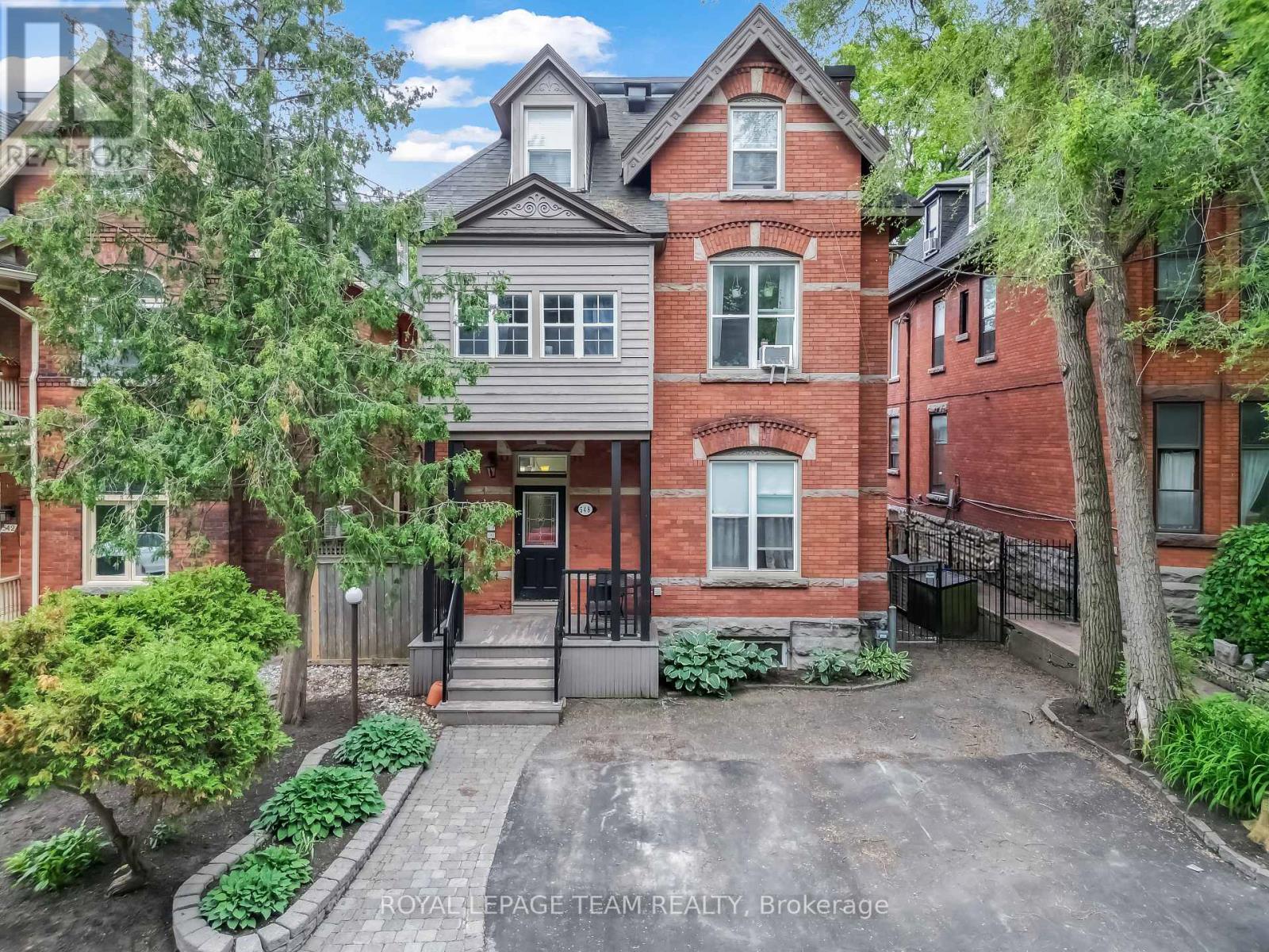 548 Maclaren Street, Ottawa, Ontario  K1R 5K7 - Photo 1 - X13485186