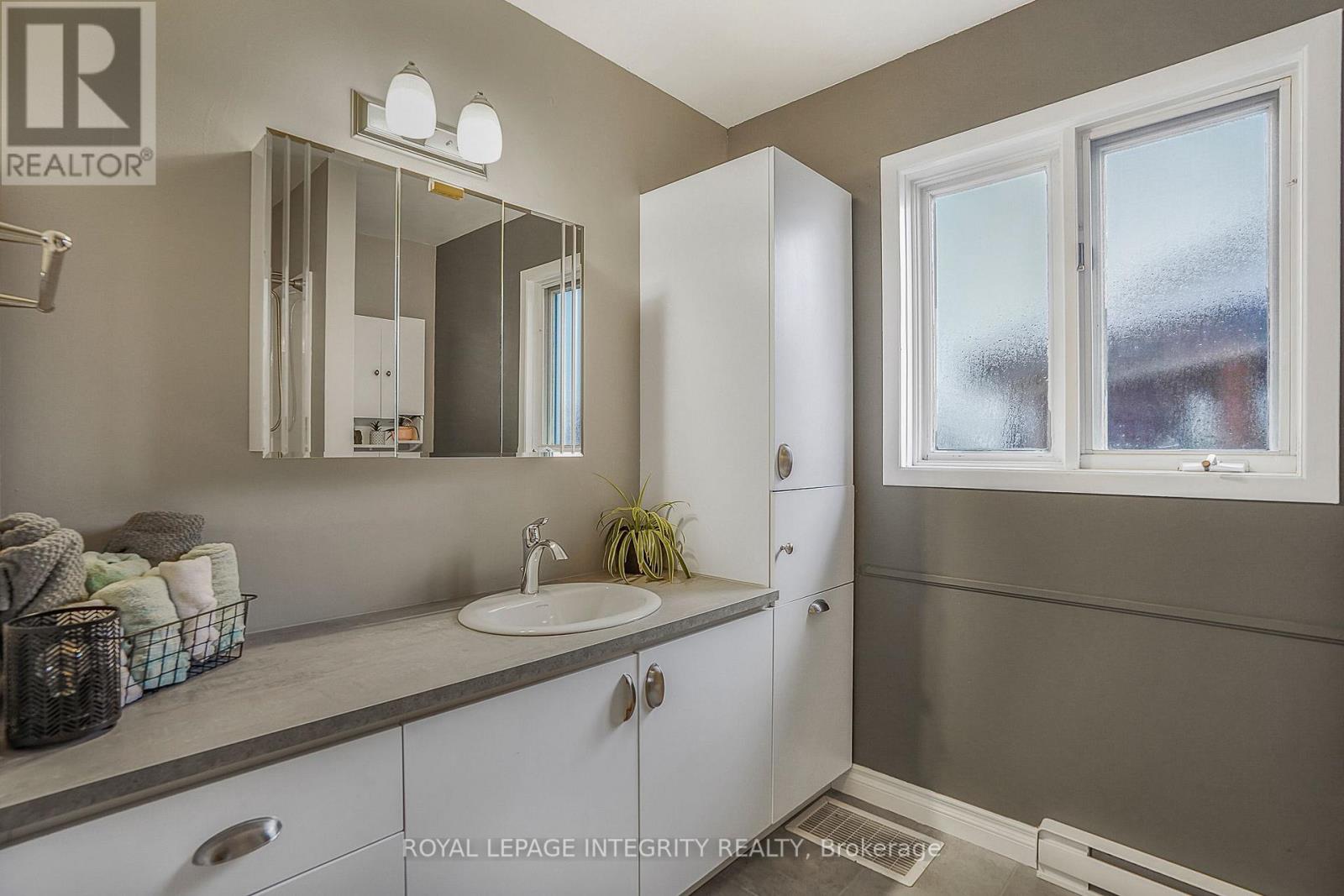 84 Lalande Crescent, Alfred And Plantagenet, Ontario  K0B 1A0 - Photo 13 - X13485200
