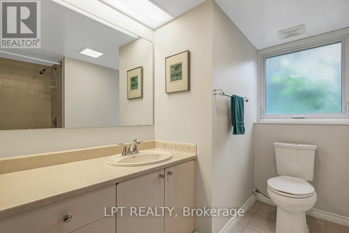 1772 Dunkirk Crescent, Ottawa, Ontario  K1H 5T4 - Photo 29 - X13485220