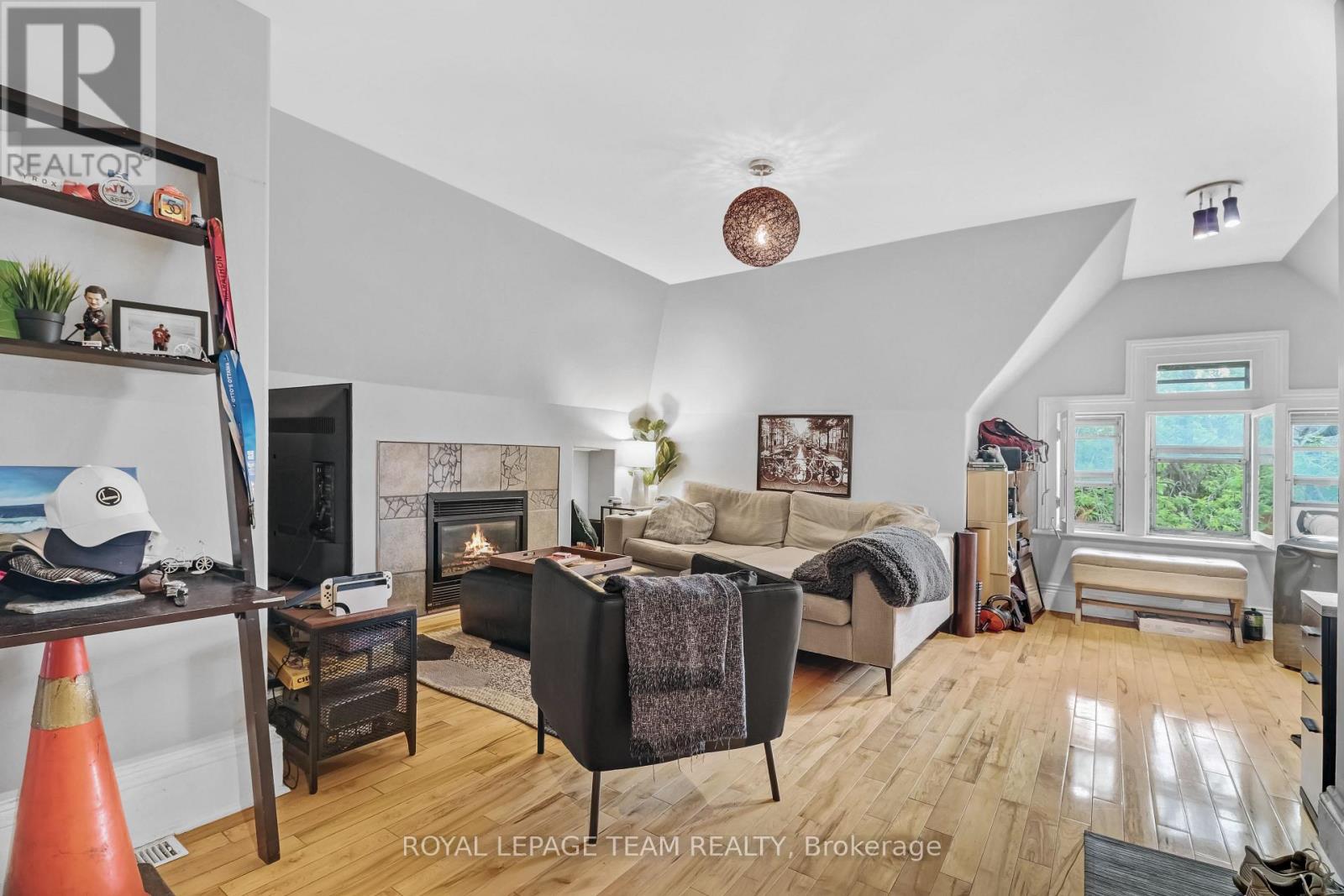 44 Mcleod Street, Ottawa, Ontario  K2P 0Z5 - Photo 16 - X13485286