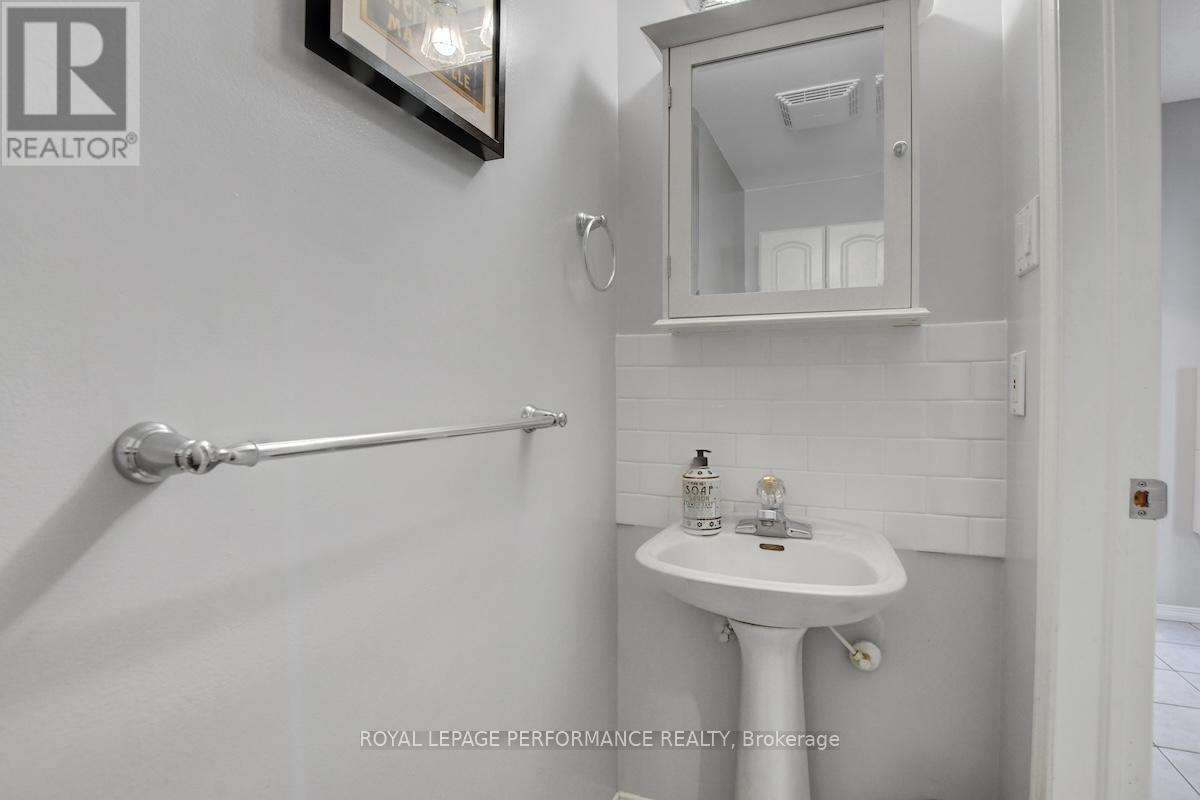 401d - 1 Columbus Avenue, Ottawa, Ontario  K1K 4L1 - Photo 17 - X13485544