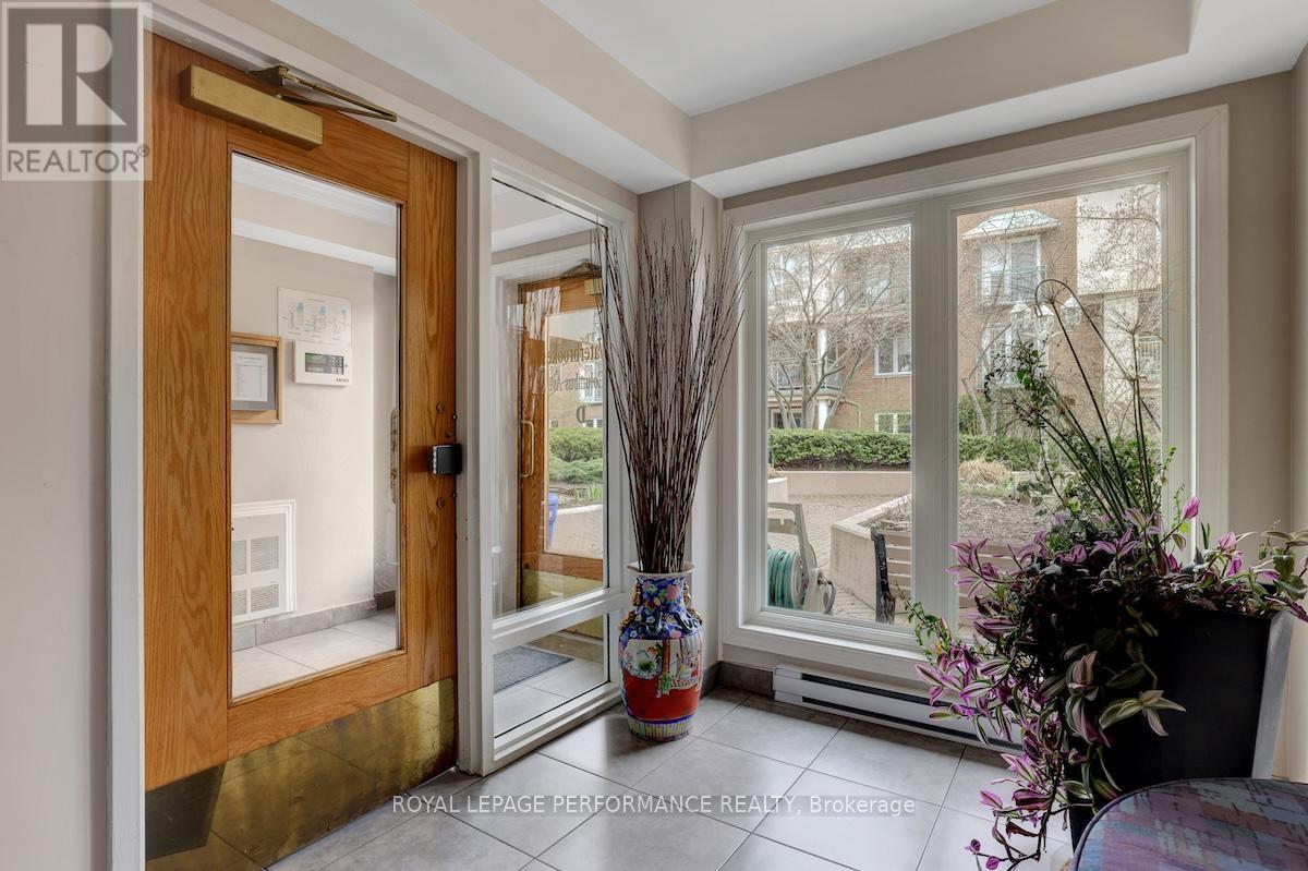 401d - 1 Columbus Avenue, Ottawa, Ontario  K1K 4L1 - Photo 2 - X13485544