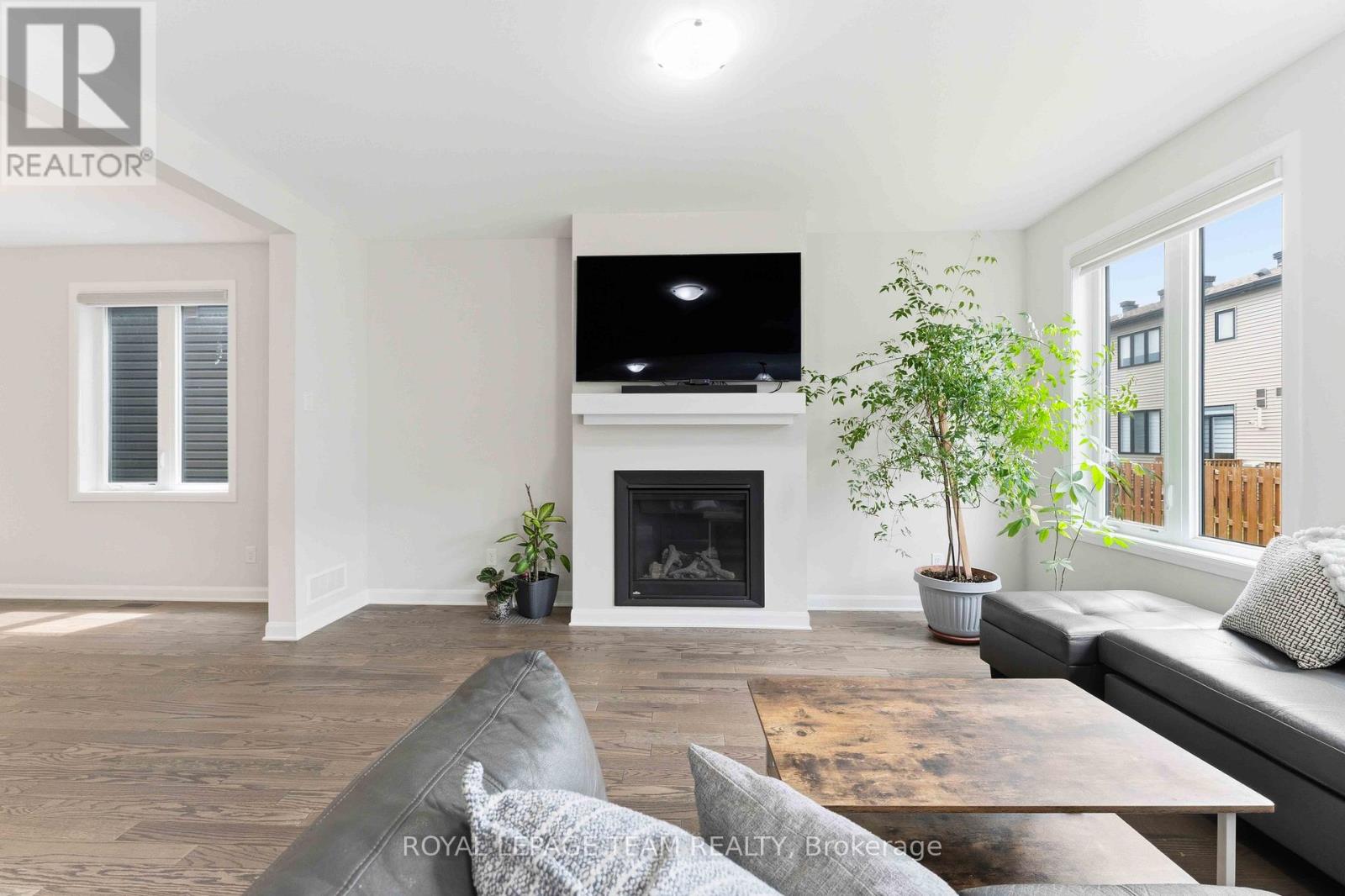 332 Elsie Macgill Walk, Ottawa, Ontario  K2W 0K7 - Photo 12 - X13485706